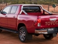 2015 Toyota Hilux rear view