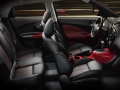 2016 Nissan Juke Interior side view