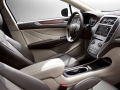 Interior 2016 Lincoln MKC side view
