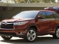 2016 Toyota Highlander Hybrid front view
