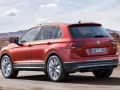Exterior 2016 Volkswagen Tiguan rear angle