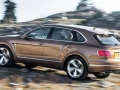 2017 Bentley Bentayga rear view