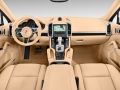2016 Porsche Cayenne Dashboard