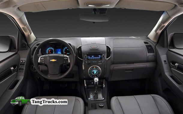 2014 Chevrolet Colorado interior