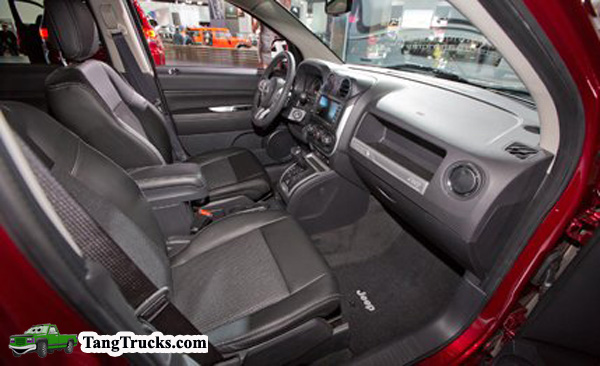 2014 Jeep Compass interior
