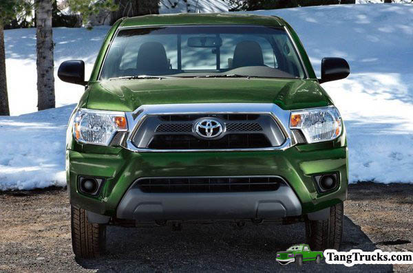 2014 Toyota Tacoma front