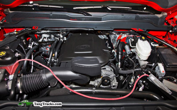 2015 Chevrolet Silverado HD engine