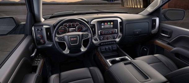 2015 GMC Sierra interior front view