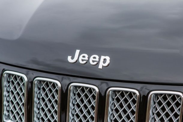 2015 Jeep Compass grille