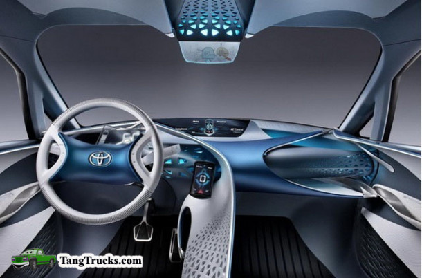 2015 Toyota Hilux Diesel interior
