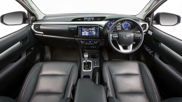 2015 Toyota Hilux interior