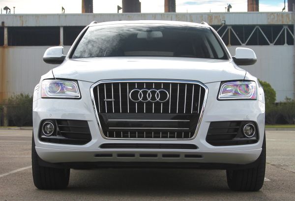 2016 Audi Q5 front view