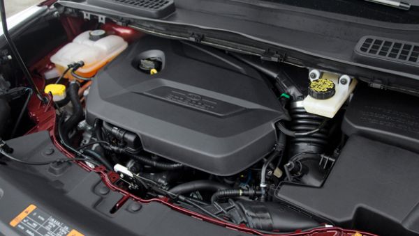 2016 Ford Escape engine