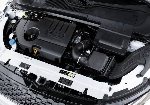 2016 Land Rover Range Rover Evoque engine