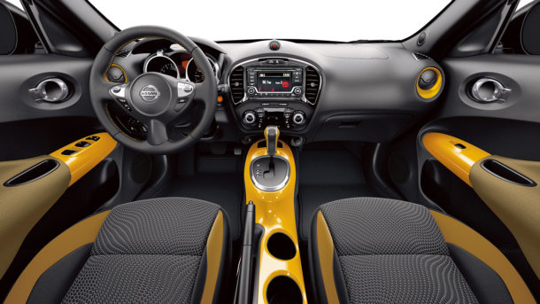 2016 Nissan Juke Interior front