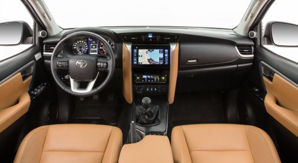 2016 Toyota Fortuner interior