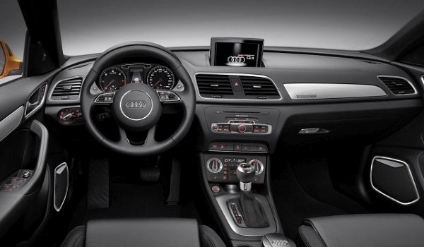 2017-Audi-Q5-interior