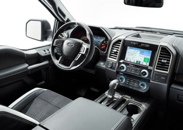 2017 Ford F-150 Raptor interior