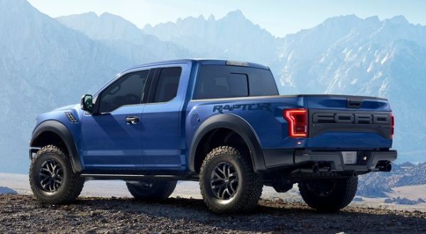 2017 Ford F-150 Raptor rear angle