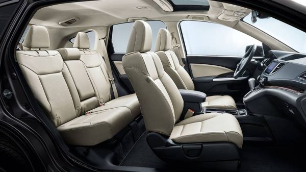 2017 Honda CR-V interior
