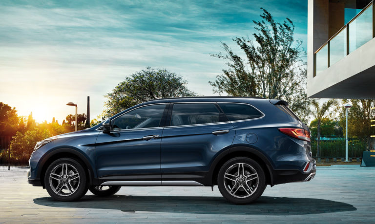 Hyundai grand santa