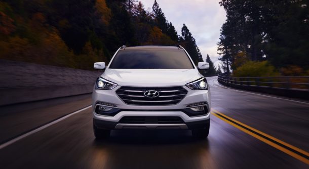 2017 Hyundai Santa Fe Sport Front view