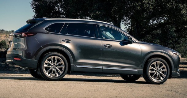 2017 Mazda CX-9 side