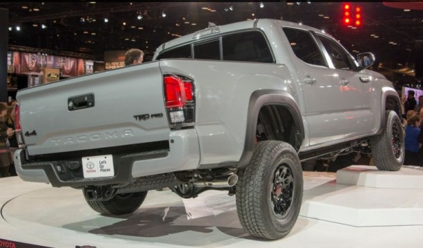 2017 Toyota Tacoma TRD Pro rear view