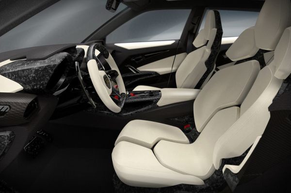 2018 Lamborghini SUV Concept interior